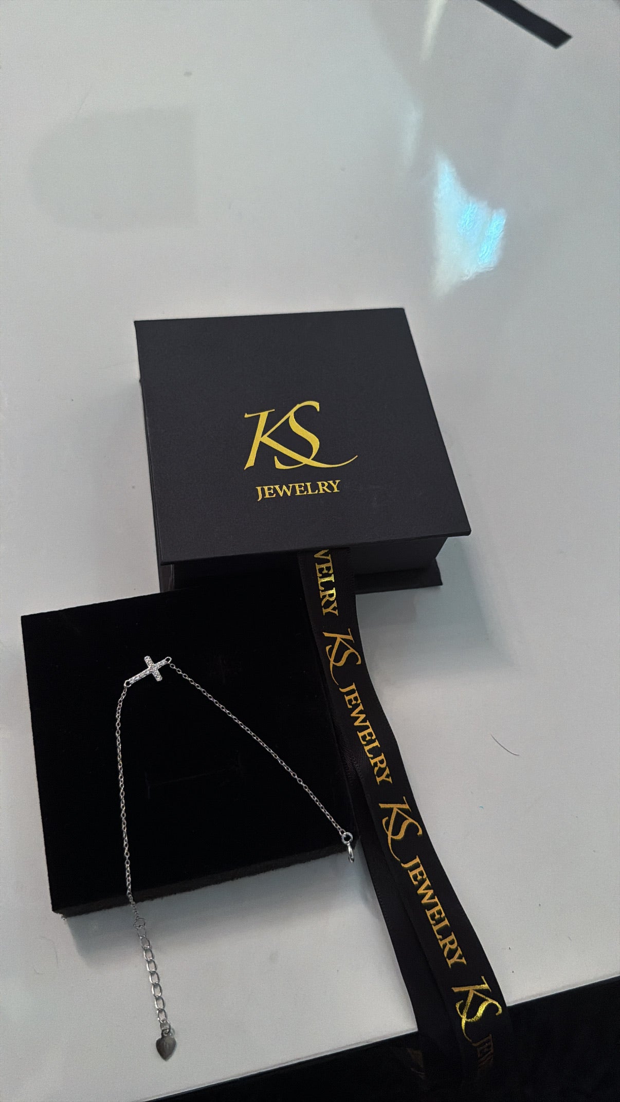 HALO CROSS BRACELET