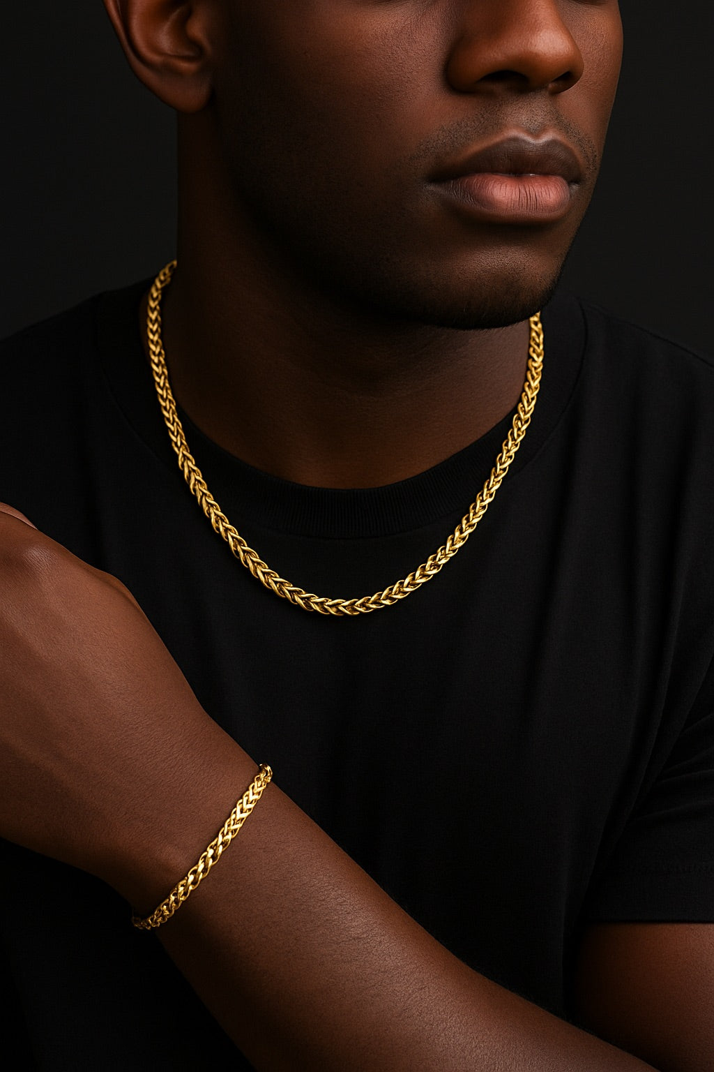 ATLAS NECKLACE