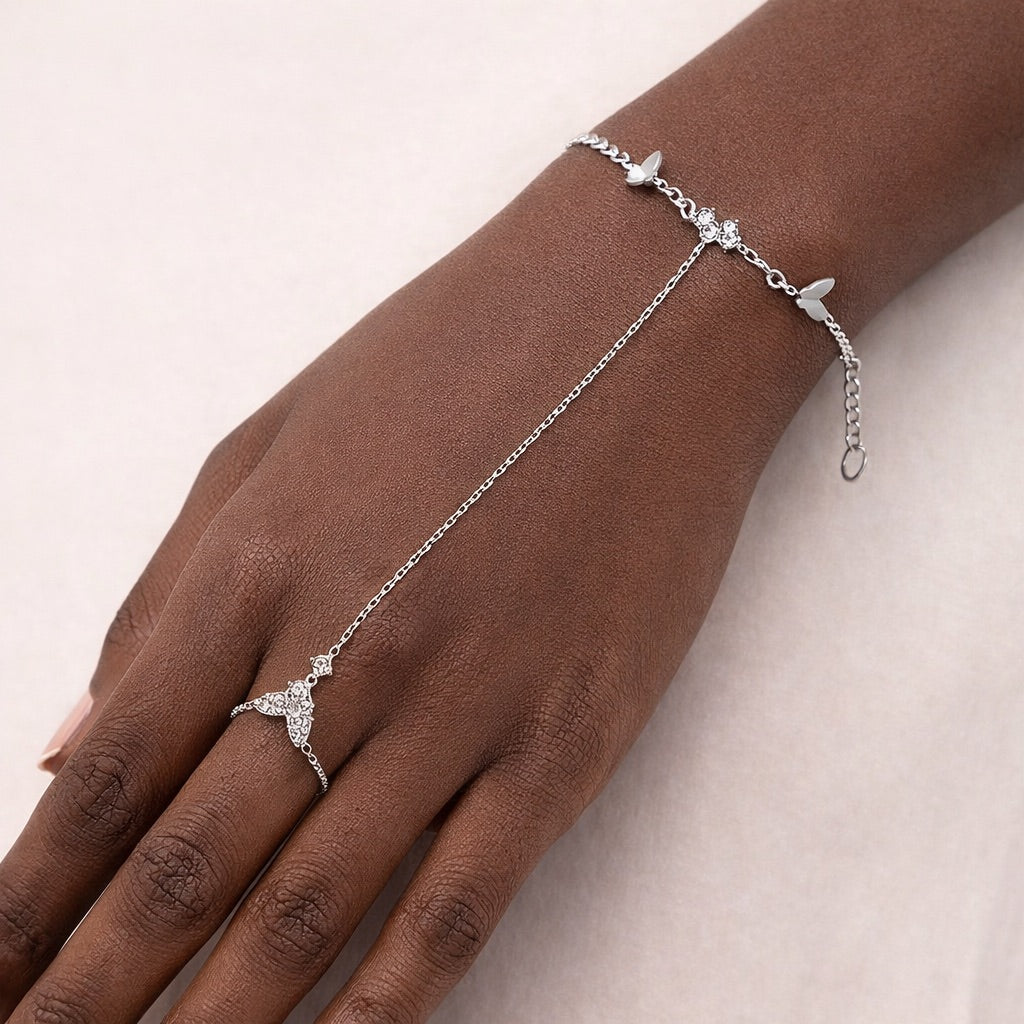 GINNY HAND CHAIN