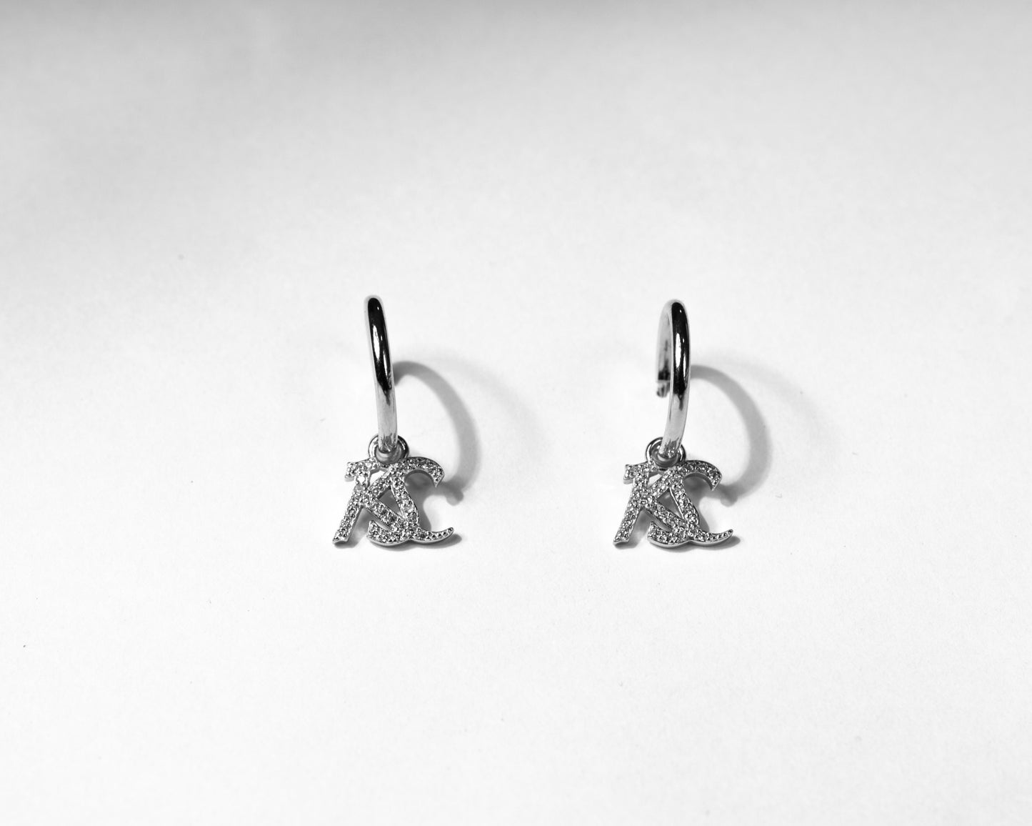 KS SIGNATURE HOOP EARRINGS SILVER