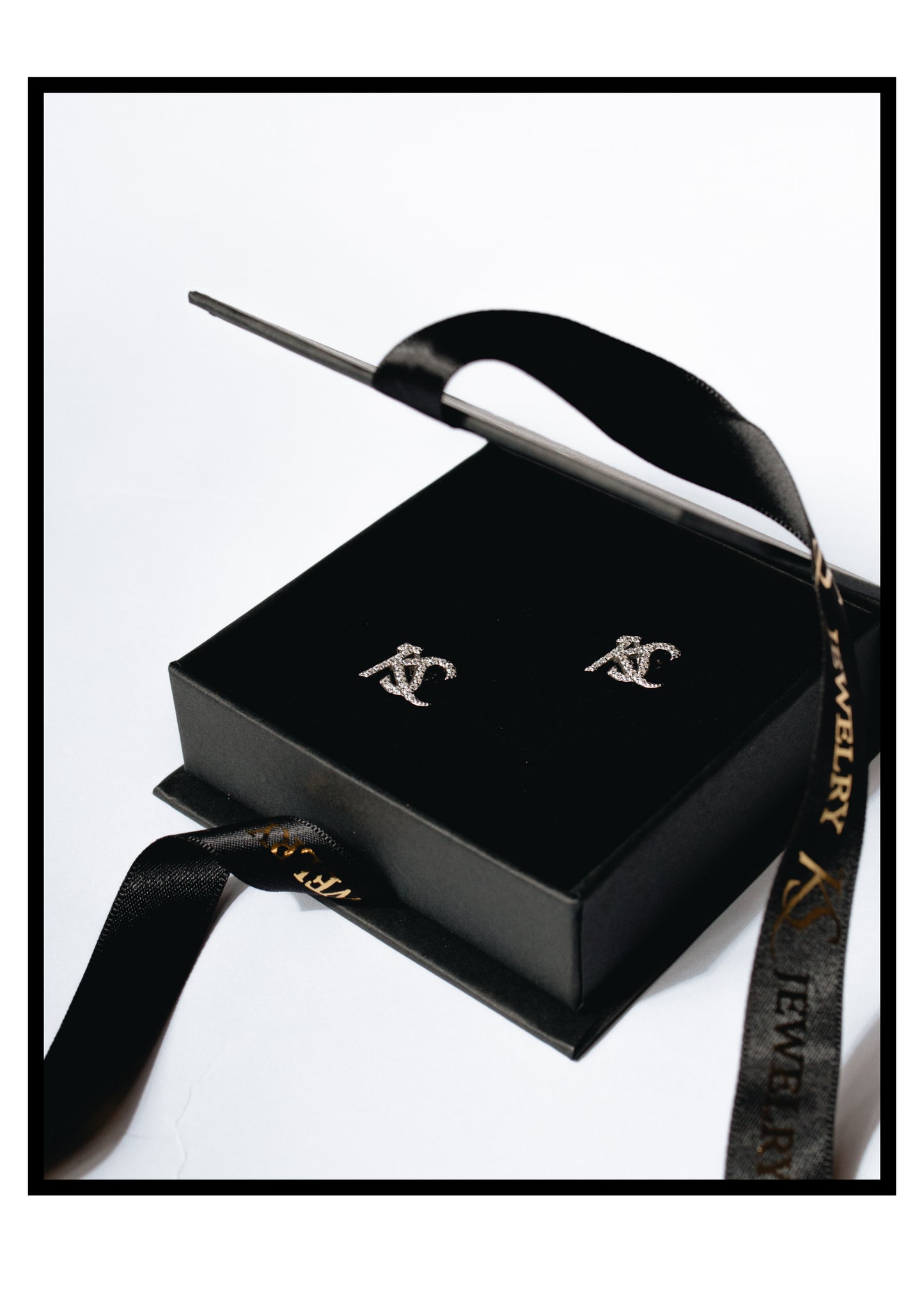 KS SIGNATURE EARRINGS PURE SILVER