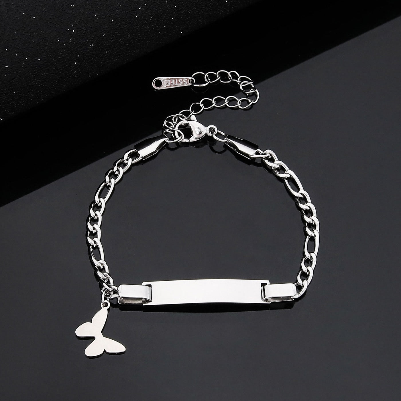 FLUTTER BAR BRACELET