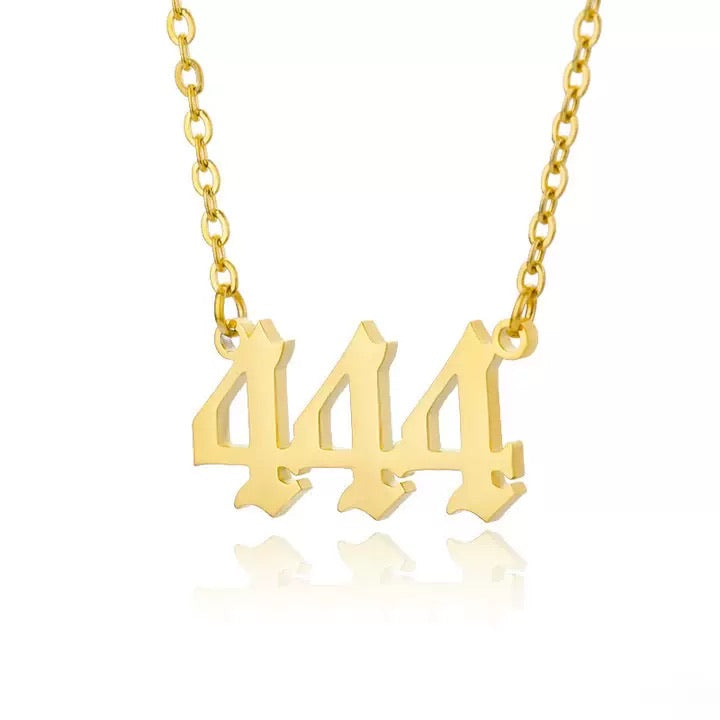 DIGIT NECKLACE